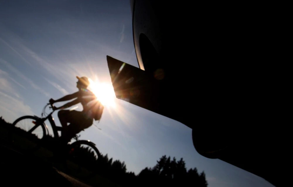 — © Die extreme Hitze in Bayern sorgt derzeit für erhöhte Ozonwerte. Foto: Karl-Josef Hildenbrand/Archiv