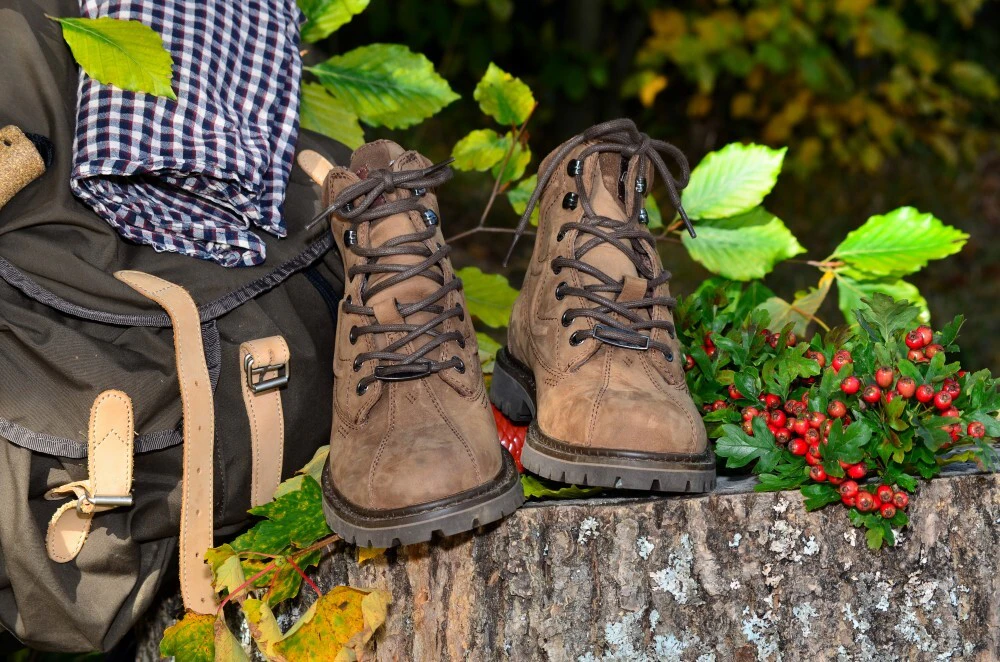 — © Wanderschuhe Herbst Pause Wandern