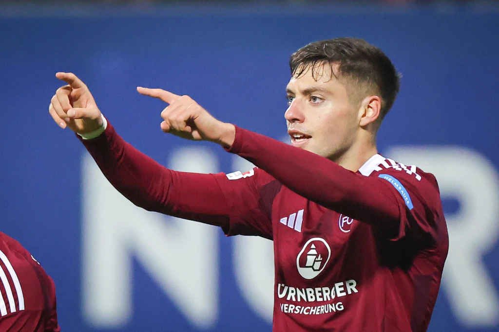 Stürmer Stefanos Tzimas ist schon jetzt heiß begehrt. — © Daniel Karmann/dpa