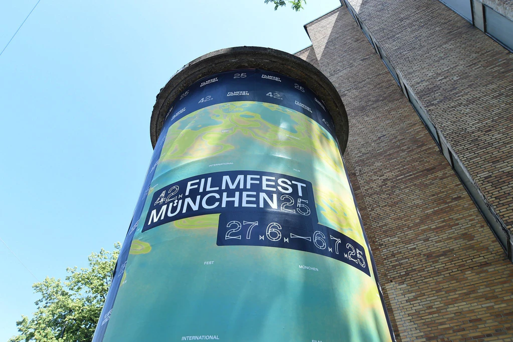 Das Filmfest München wird feierlich eröffnet und zeigt bis zum 6. Juli mehr als 160 Filme und Serien aus aller Welt. — © Felix Hörhager/dpa