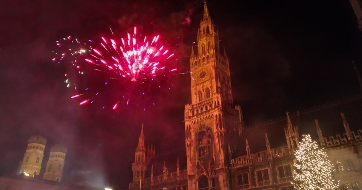 Wo kann man Silvester in München feiern und das Feuerwerk am besten sehen?