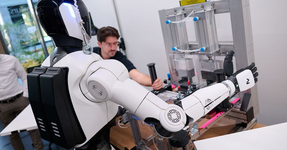 «Fitnessstudio» für Roboter am Münchner Flughafen eröffnet