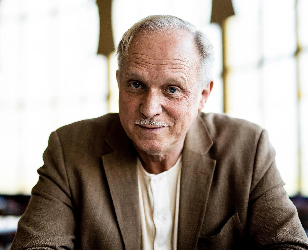 Xolaning eshagini yirtib tashla