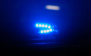 Der Auffahrunfall passierte am Abend, wie die Polizei mitteilte. (Symbolbild) — © Robert Michael/dpa