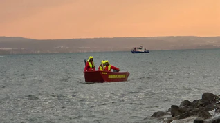 Eine 65-Jährige ist nach einem Sturz vom Boot im Bodensee ertrunken.  — © Wasserwacht Nonnenhorn/dpa