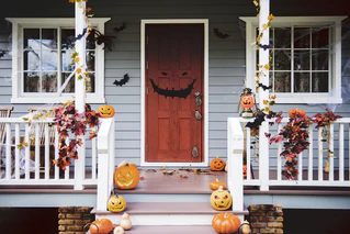 Halloween Haus — © Rawpixel / iStock