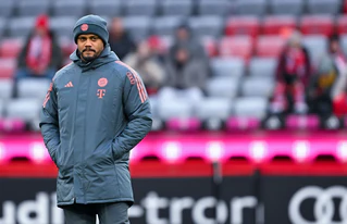 Knackt Vincent Kompany mit dem FC Bayern in Köln den Bundesliga-Hinrundenrekord?  — © Sven Hoppe/dpa