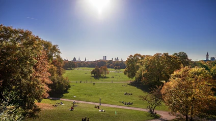 München Sonne Englischer Garten — © Bild: Michael Siebert / Pixabay