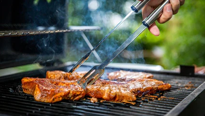 Grillen — © Photo by T. Q. on Unsplash