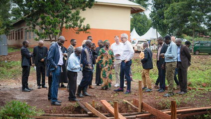 Schuleröffnung Jinja, Uganda — © © Bild: Leitner Reisen