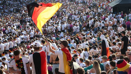 Das letzte Public Viewing im Münchner Olympiapark fand während der Heim-EM 2024 statt. (Archivbild) — © Karl-Josef Hildenbrand/dpa