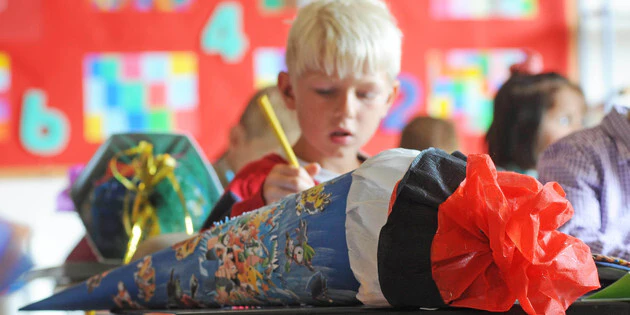 Lehrer-Engpass, Grundschulen, Schulstart, Spenden, Diakonia — © Bild: Symbolbild dpa-infocom