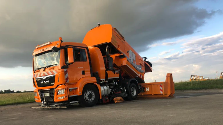 Stellenanzeige Tschirn Reinigung — © © Bild: Tschirn Reinigung