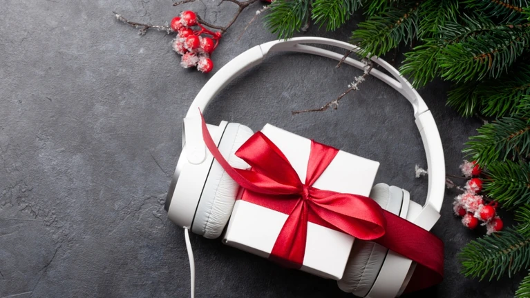 Beitragsbild Musikalische Geschenkideen für Weihnachten — © Bild: IStock