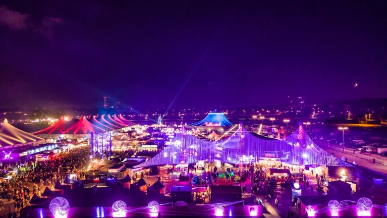 Tollwood — © Bild: Anton Brandl