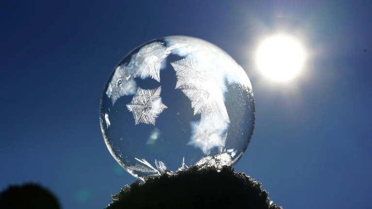 Frost Schnee Winter — © Bild: Hans auf Pixabay