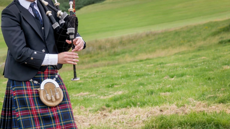 Schotten Schottland Dudelsack Schottenrock — © Delpixart / iStock