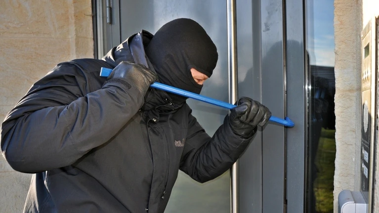 einbrecher einbruch diebstahl diebe — © Steffen Salow auf Pixabay