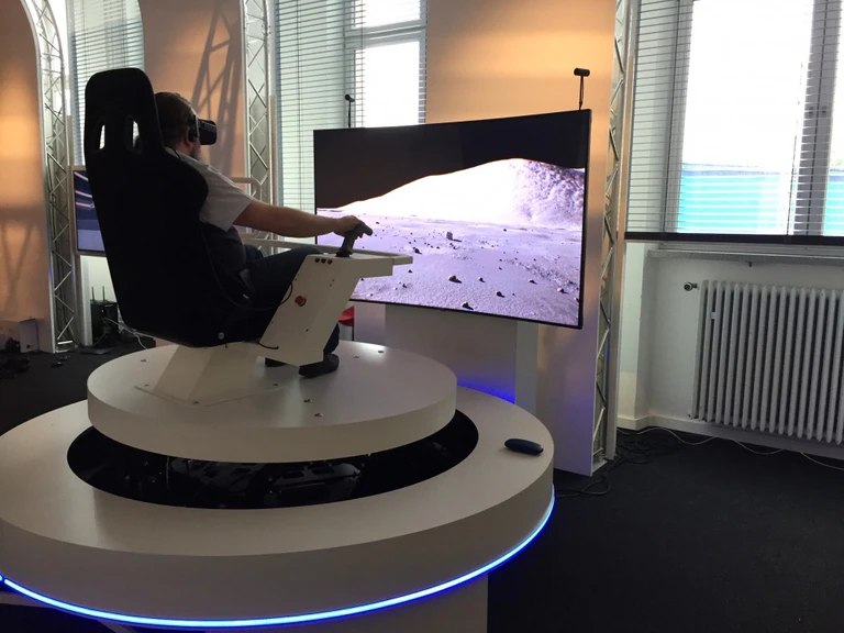— © Deutsches Museum: VRlab_Fahrsimulator