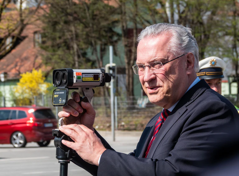 Blitzmarathon Blitzer Innenminister Herrmann Polizei