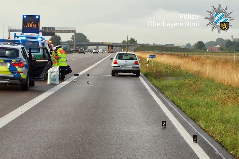 Zeugen, Hinweise, A9 — © Bild: Polizei Oberbayern Nord 