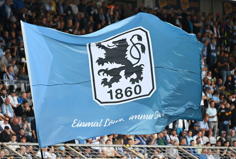 1860 München scheidet im Toto-Pokal nach einem Torwart-Patzer aus. — © Angelika Warmuth/dpa