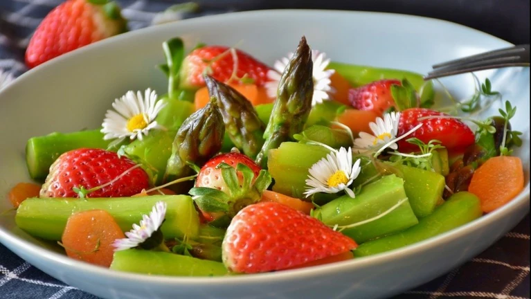 Spargel — © Bild von RitaE auf Pixabay