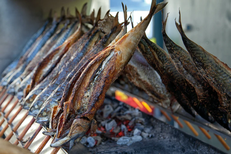 Steckerlfisch, Fisch, Grill — © Photo by Kurt Liebhaeuser on Unsplash.