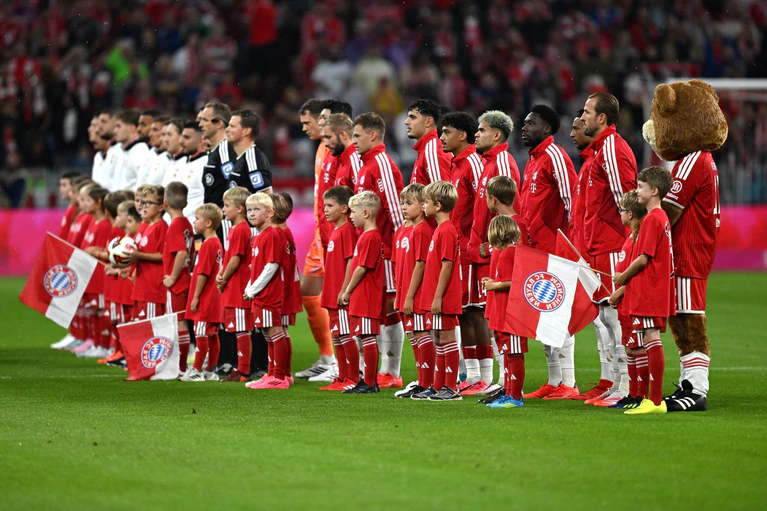 Die Bayern und Stuttgart haben die neue Saison eröffnet. — © Sven Hoppe/dpa