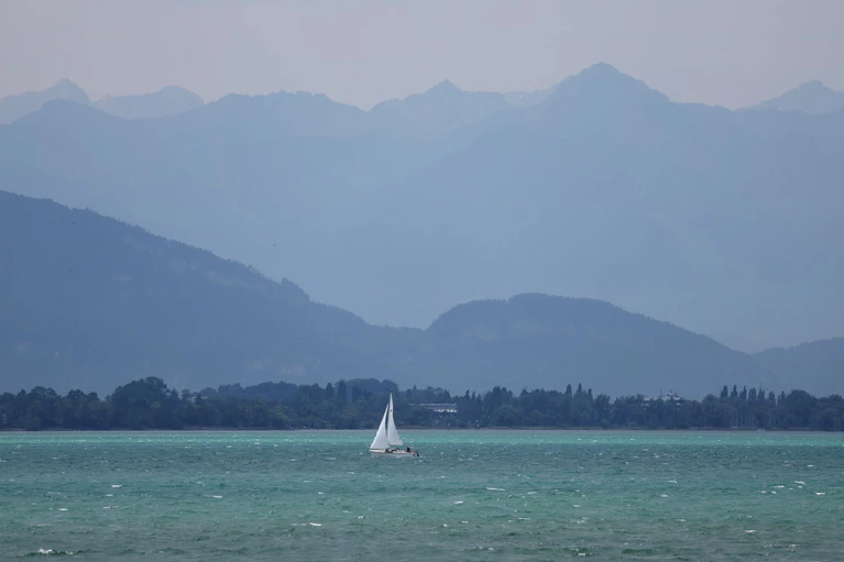 Sommerwetter mit ein paar Schauern gibt es in Bayern. (Archivbild) — © Karl-Josef Hildenbrand/dpa