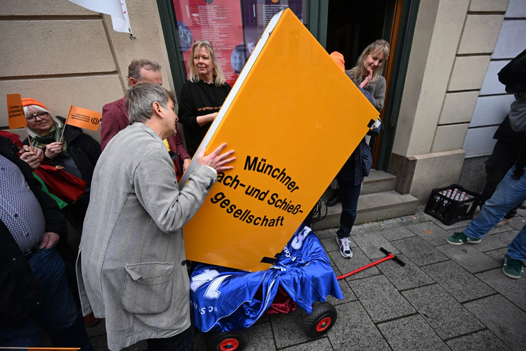 Einmal Schwabing, Haidhausen - und wieder zurück. (Archivbild) — © Felix Hörhager/dpa