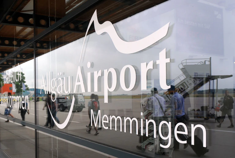 Bis zum Ende des Jahres rechnet der Flughafen Memmingen mit rund 3,5 Millionen Fluggästen. (Archivbild) — © Andreas Gebert/dpa