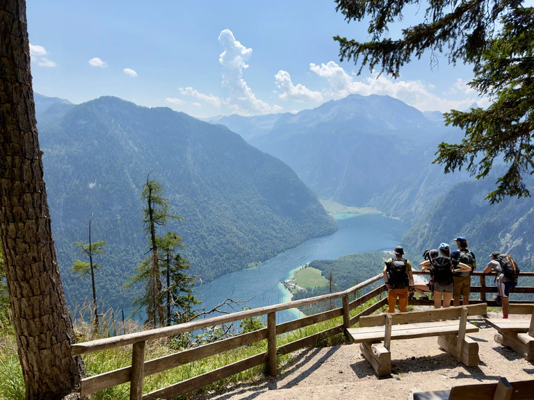 In Bayern ist aktuell Urlaubszeit. (Symbolbild) — © Peter Kneffel/dpa