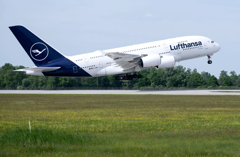 Lufthansa betreibt ihre A380-Flotte in München. (Symbolfoto) — © Sven Hoppe/dpa