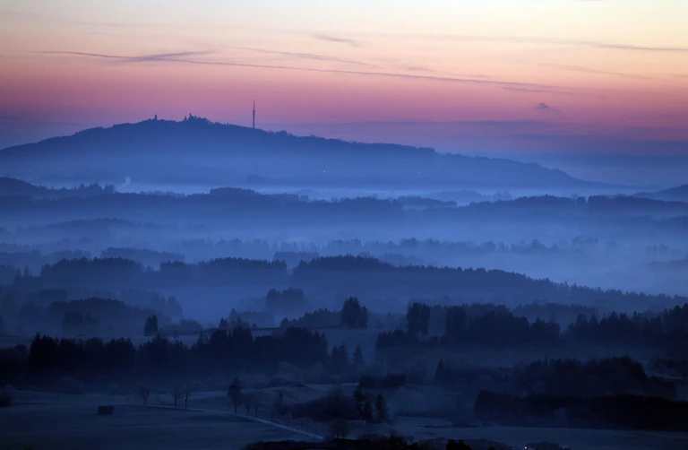 Der Samstag wird in allen Teilen des Freistaats sonnig.  — © Karl-Josef Hildenbrand/dpa