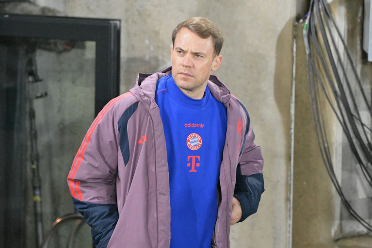 Fehlt er auch gegen Leipzig? Manuel Neuer. (Archivbild) — © Peter Kneffel/dpa