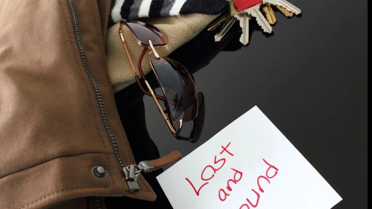 Lost and found, fundbüro — © Bild: MrIncredible / iStock