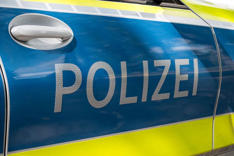 Der Verdächtige wurde festgenommen. (Symbolbild) — © Daniel Vogl/dpa