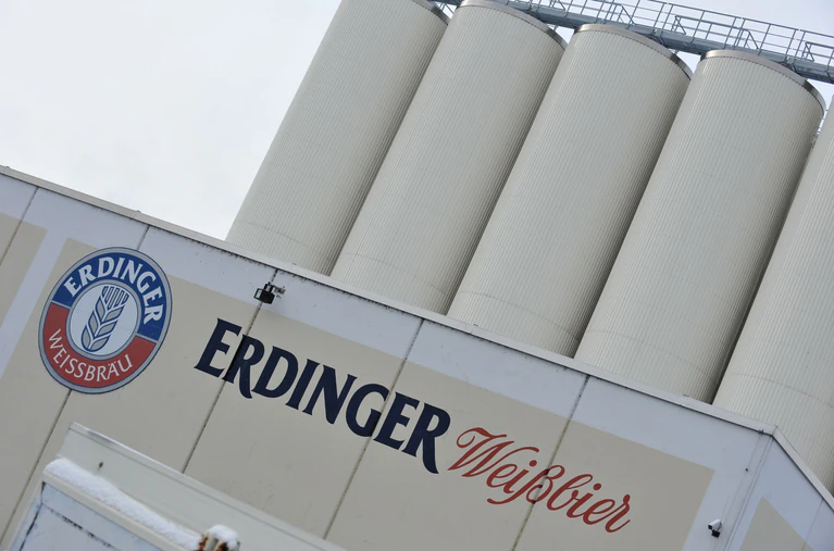 Der langjährige Chef der Erdinger Weißbräu, Werner Brombach, ist einer Mitteilung des Unternehmens zufolge im Alter von 86 Jahren gestorben. — © Andreas Gebert/dpa