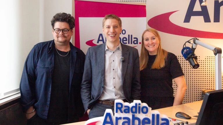 Morgenhuber, Dominik Krause und Anja — © Bild: Radio Arabella