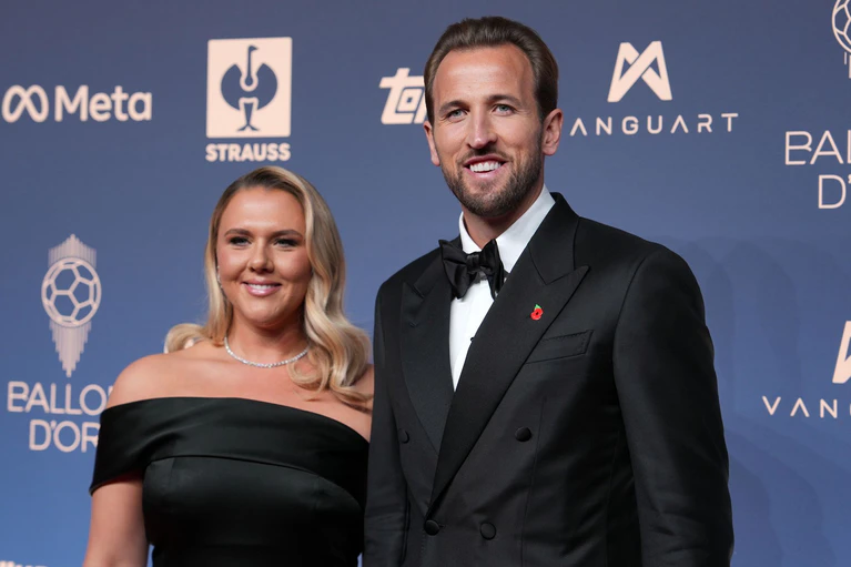 Kane dankte seiner Frau Katie ausgiebig. — © Kin Cheung/AP/dpa