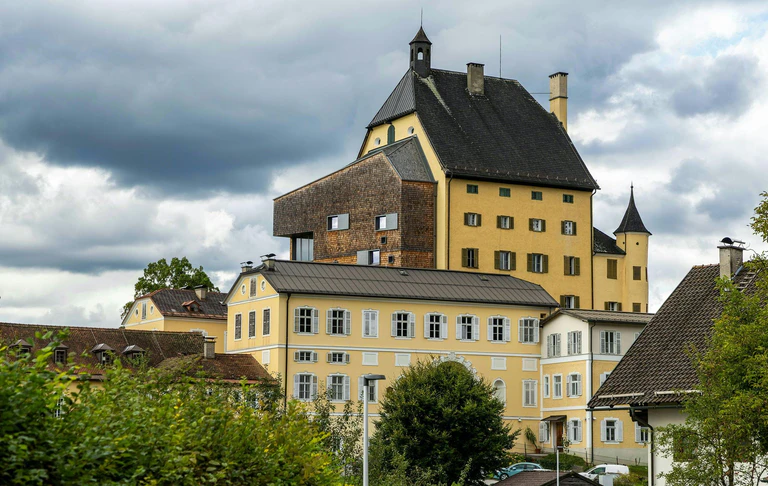 Die Nonnen wollen das Kloster, in dem sie jahrzehntelang gearbeitet hatten, nicht mehr verlassen. (Archivbild) — © Chris Hofer/FRANZ NEUMAYR/dpa