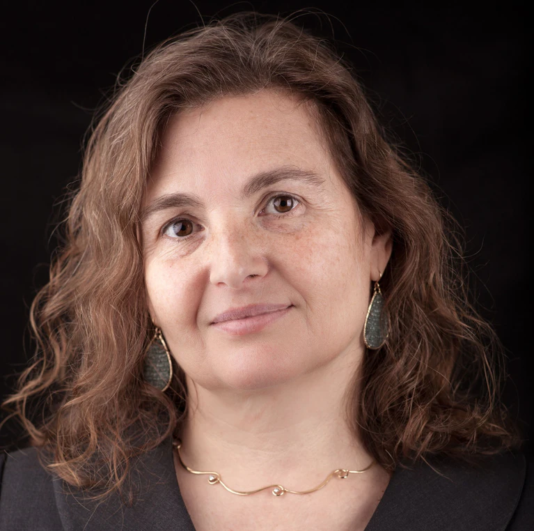 Daniela Rus wird für bahnbrechende Beiträge zur Robotik und autonomen Systemtechnik ausgezeichnet. — © Daniel Jackson/Bayerische Akademie der Wissenschaften/dpa