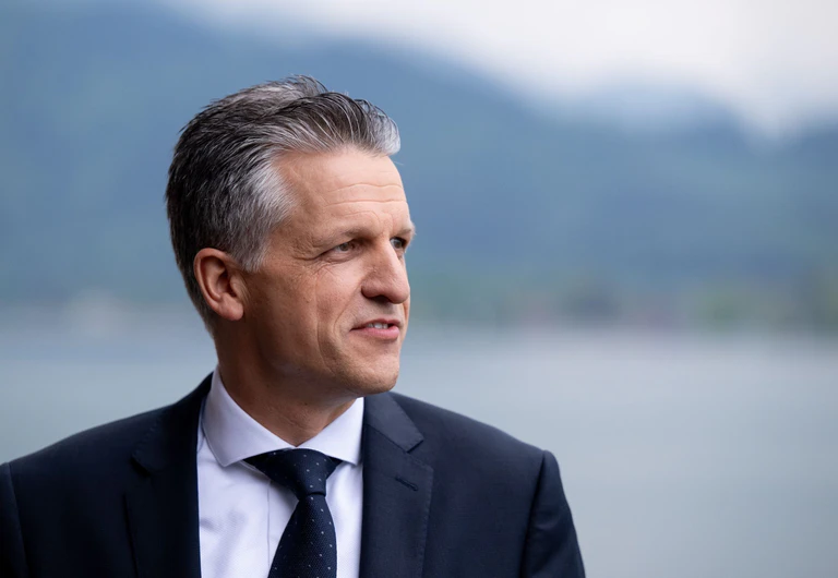 Kanzleramtschef Thorsten Frei weiß: Die neue Regierung muss nun liefern. — © Sven Hoppe/dpa