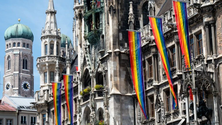 Vom 26. bis 28. Juni wird in München der Christopher Street Day gefeiert. (Archivbild) — © Sven Hoppe/dpa
