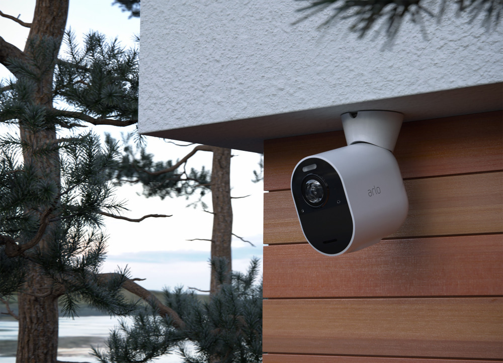 Smart Home Arlo, © Arlo Ultra Außenkamera