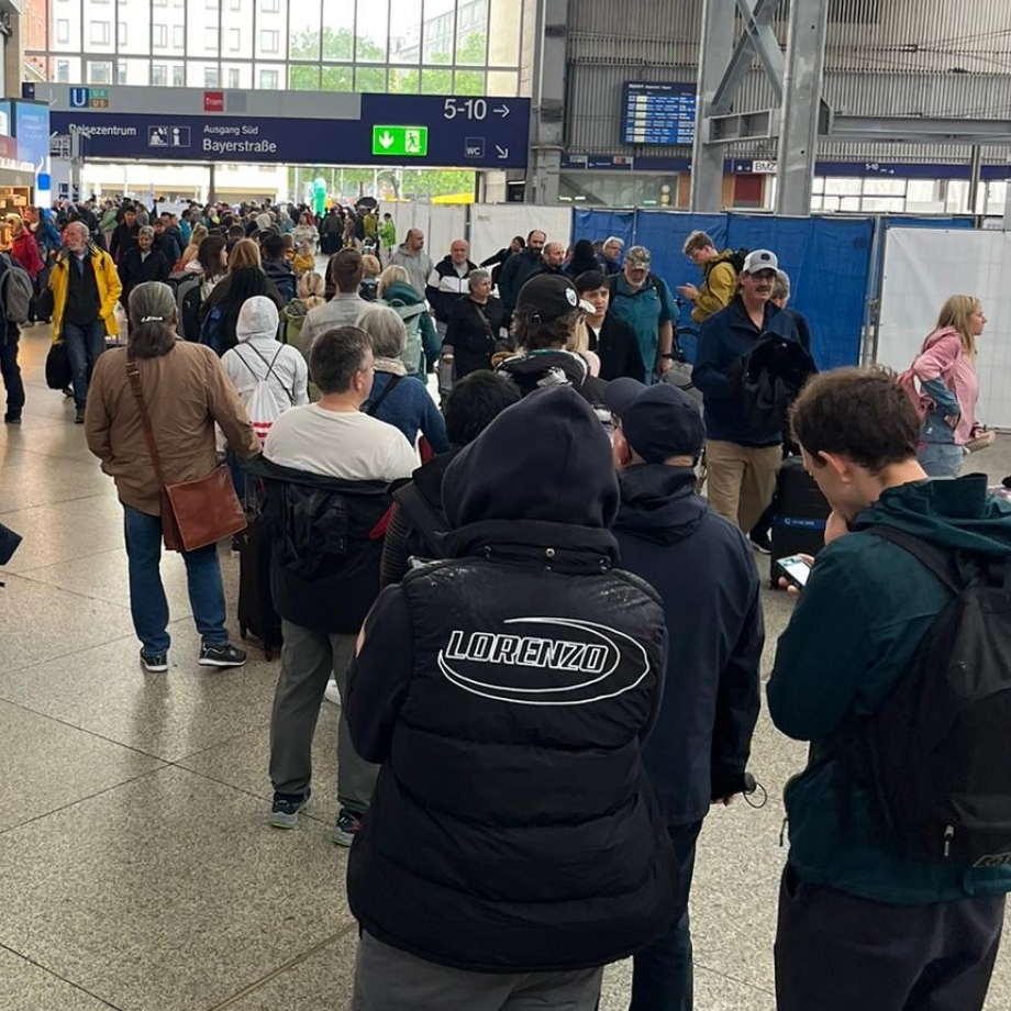 Beitragsbild: Bahn-Chaos nach Hochwasser am Münchner Hauptbahnhof